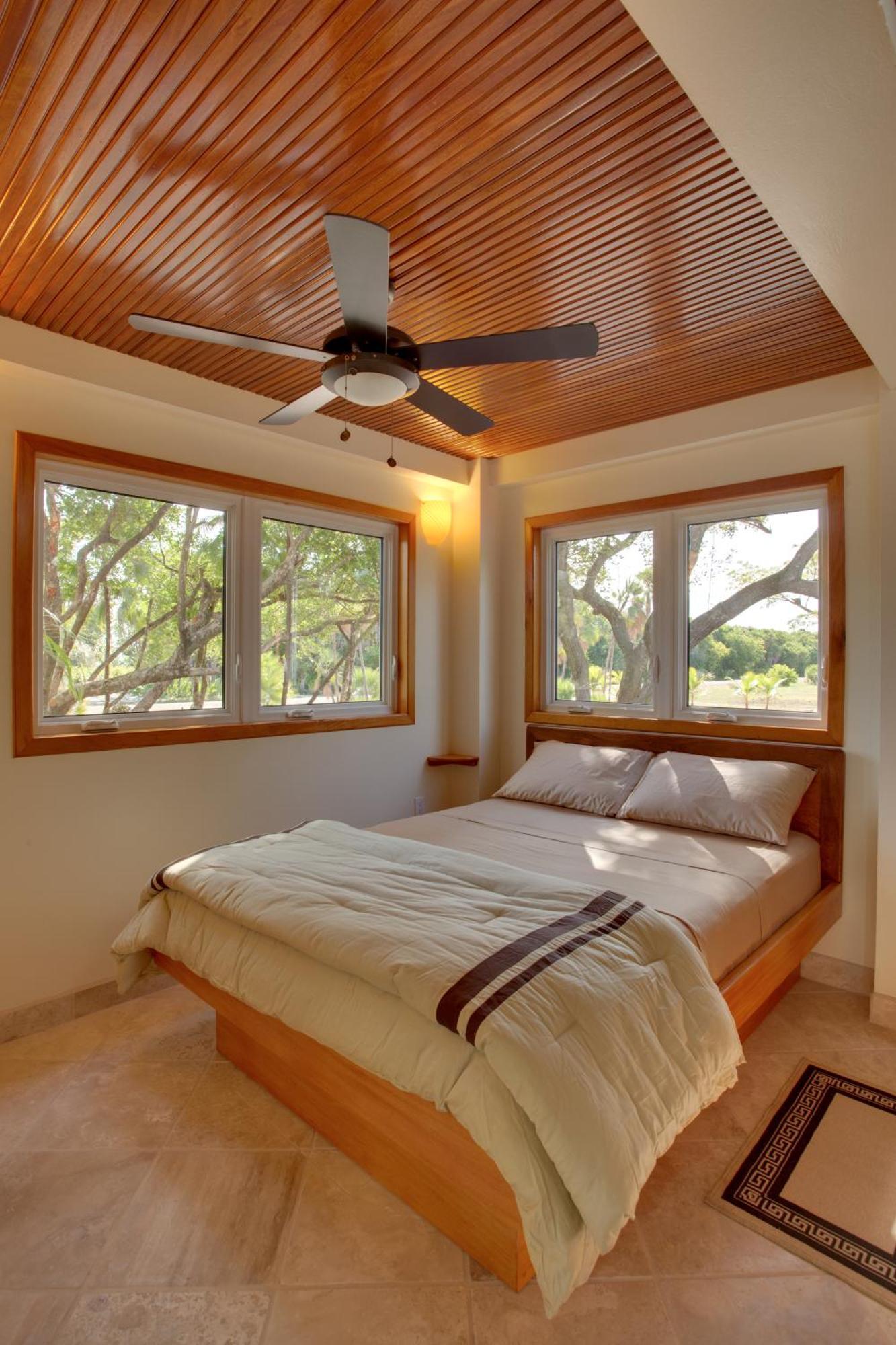 Naia Resort And Spa Placencia 外观 照片