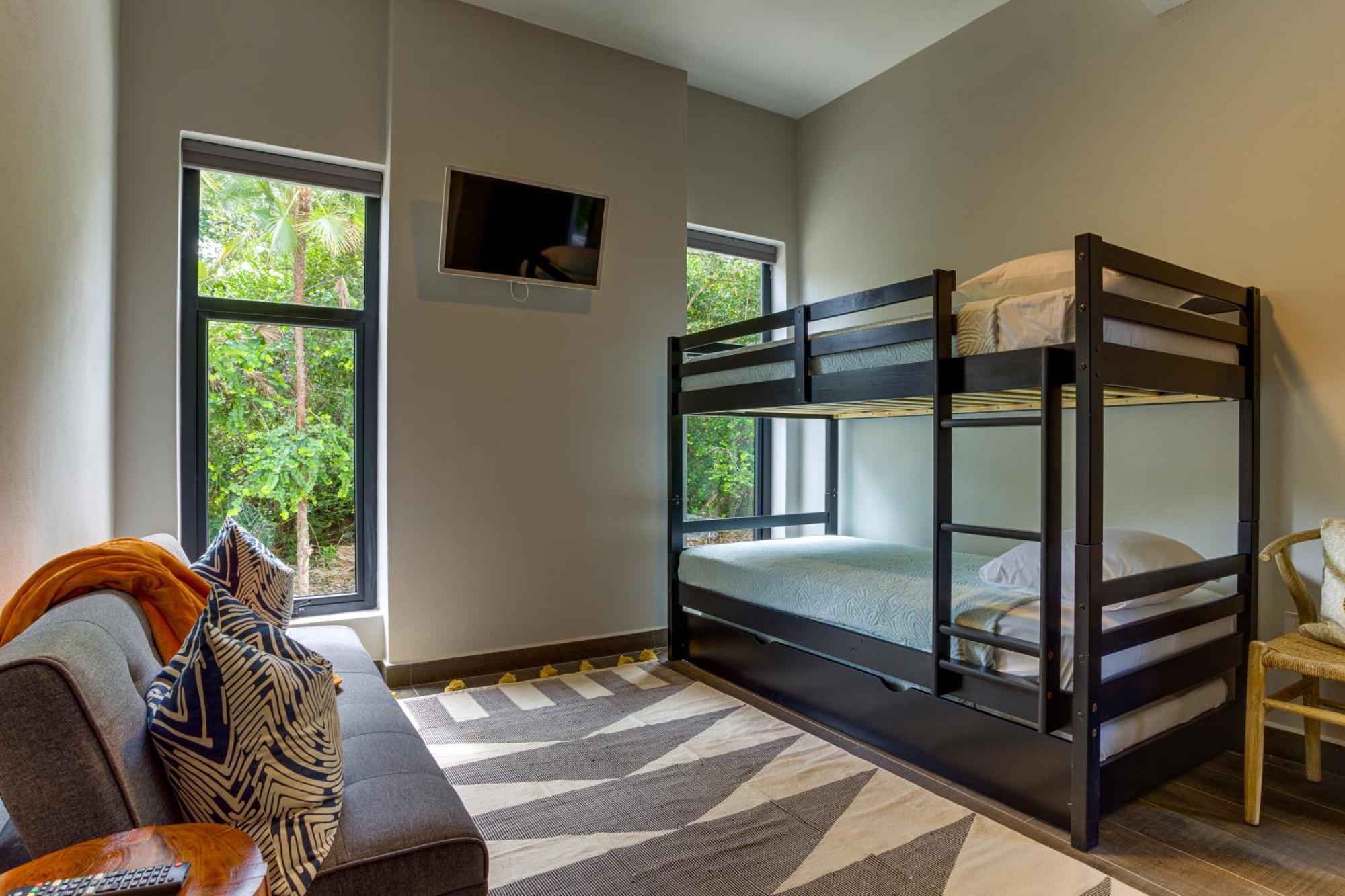 Naia Resort And Spa Placencia 外观 照片